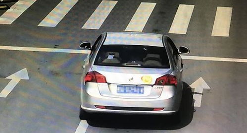 开汽车压线扣多少