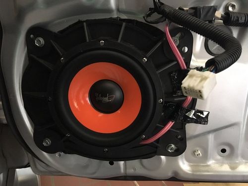 锐志汽车风扇电阻多少