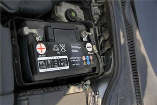 充汽车电瓶多少电压