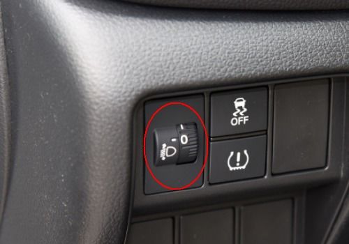 汽车大灯保险多少合适