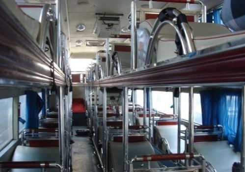 长途卧铺汽车多少座位