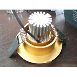 汽车灯多少电压