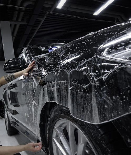 汽车膜改色费用多少