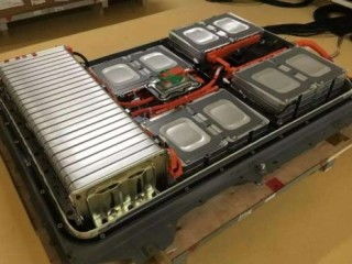 汽车电源有多少V