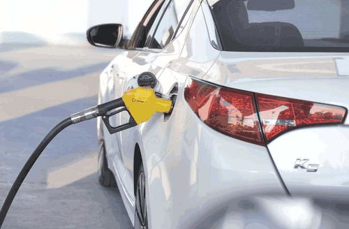 汽车加油多少最合适