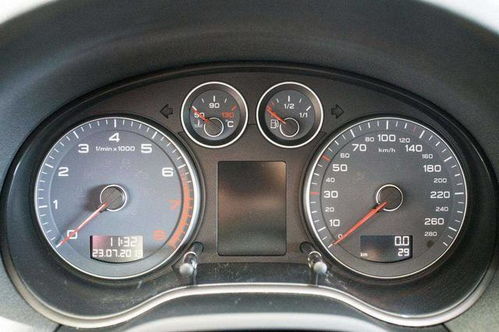 汽车60迈转速多少