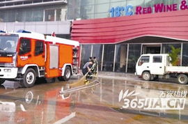 多少吨汽车地面反应 多少吨汽车地面反应