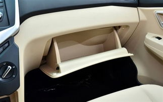 汽车可以放多少烟灰