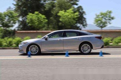 汽车制动距离多少米