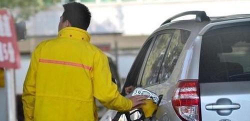 国企汽车保洁工资多少 国企汽车保洁工资多少