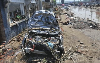 此次洪水多少汽车损坏