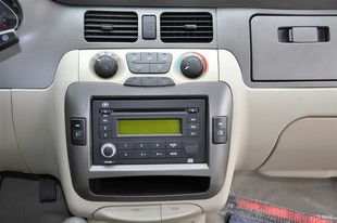 汽车cd用多少电压