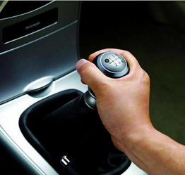 汽车转速多少需要换档