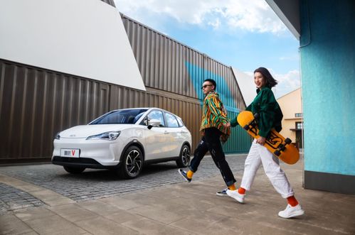 哪吒汽车首付最低多少