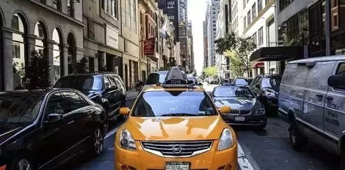 汽车胡同拐弯宽度多少