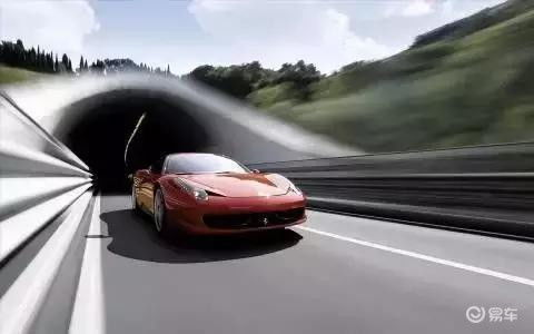 汽车开到多少速度危险