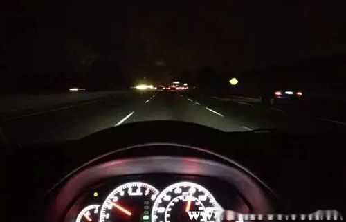 夜晚汽车转速多少正常 夜晚汽车转速多少正常