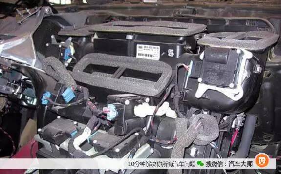 家用汽车暖风电压多少