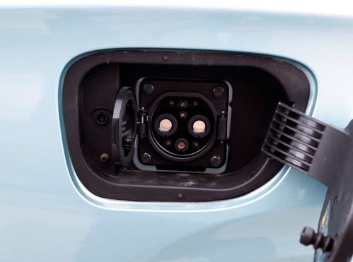 汽车面板灯多少v