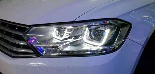 汽车大灯有多少v