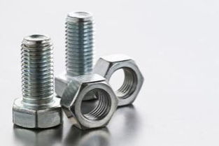 汽车螺纹螺距多少合适