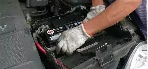 汽车电瓶2天多少