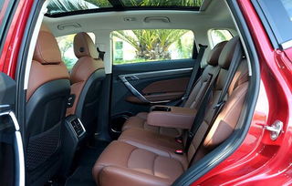 吉利汽车后座长多少