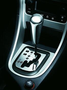 手动汽车换挡转速多少