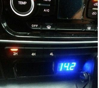 汽车输出多少伏电压 汽车输出多少伏电压