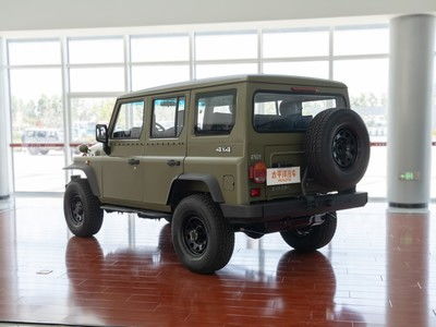 北京212汽车油耗多少