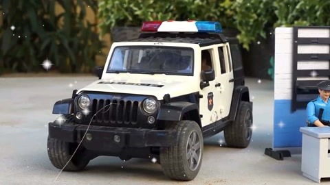 玩具小汽车高多少