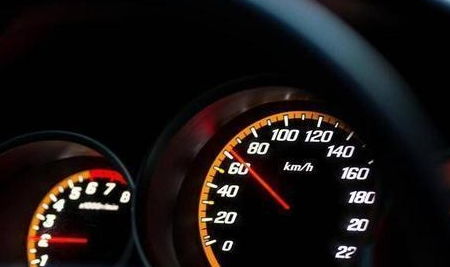 汽车出厂转速是多少