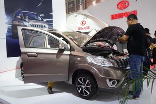 汽车满载打多少气压