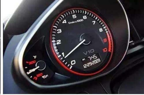 拉高速汽车转速多少