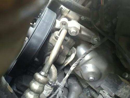 汽车方向助力多少升