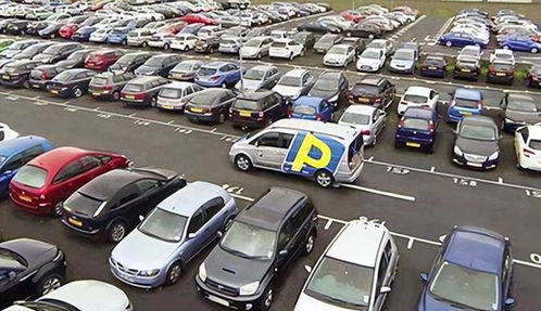 汽车停车刮伤赔多少