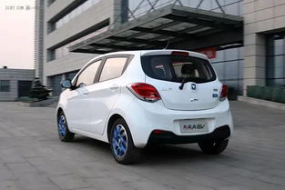 奔奔汽车最低多少