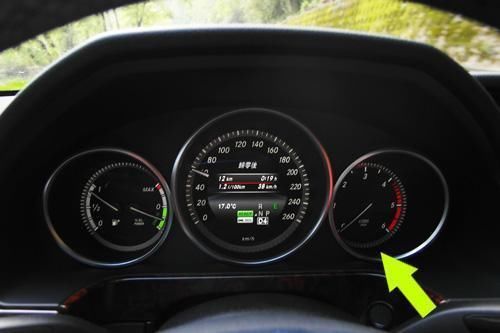 怎样知道汽车时速多少 怎样知道汽车时速多少