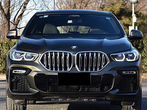 宝马最重多少吨汽车