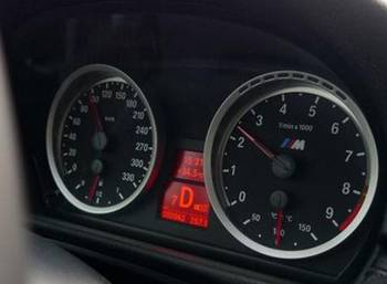 汽车预热转速多少合适