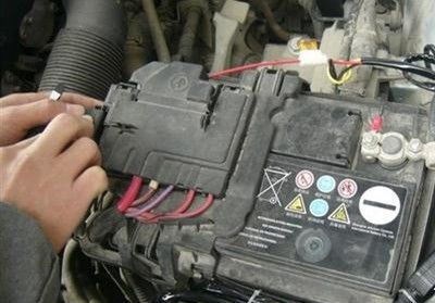 汽车漏多少电正常