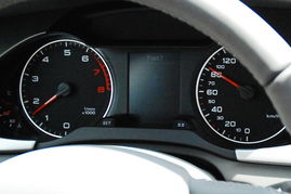 汽车奥迪转速多少正常