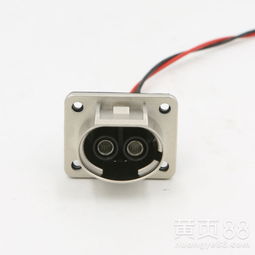 汽车插头电压是多少