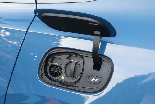 汽车电车电池多少v