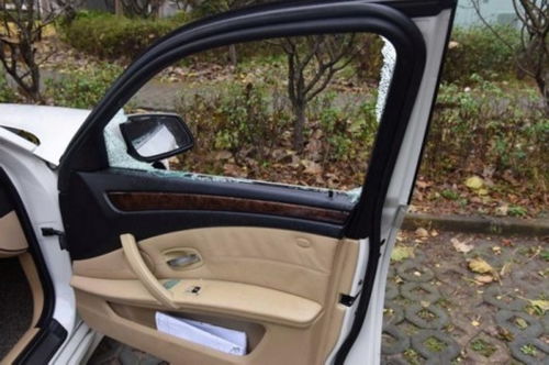 汽车玻璃密度多少