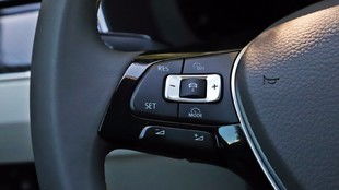 汽车跑多少可以换挡