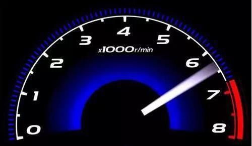 汽车130码多少转