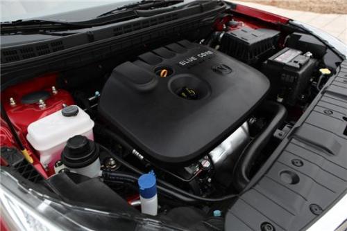 汽车怠速调整多少