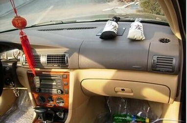 汽车放多少竹炭最好