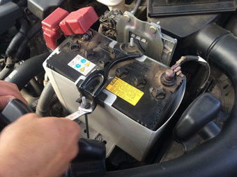 汽车电瓶多少安培更换